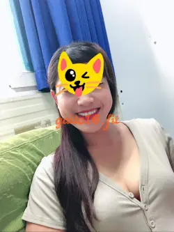 Thanh Trà - Em Gái Quê Mộc Mạc Chân Chất, Lần Đầu Vào Nghề